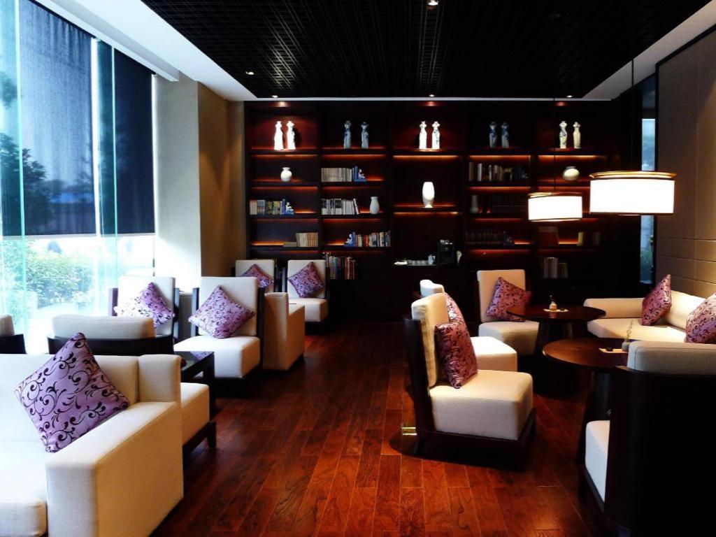 Ssaw Boutique Hotel Hangzhou Xiaoshan City Center Bagian luar foto