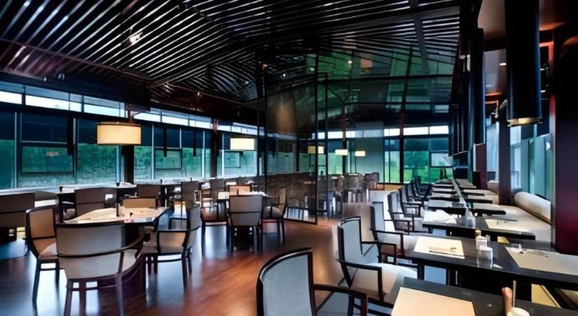Ssaw Boutique Hotel Hangzhou Xiaoshan City Center Bagian luar foto