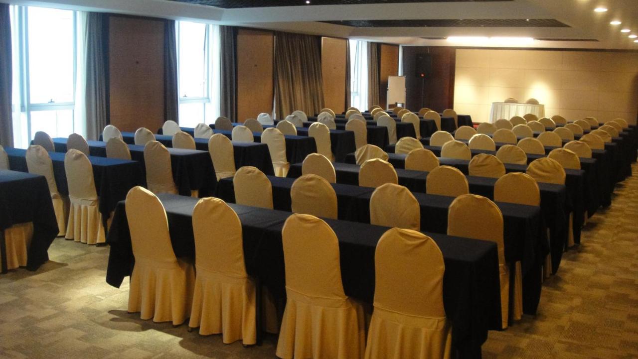 Ssaw Boutique Hotel Hangzhou Xiaoshan City Center Bagian luar foto